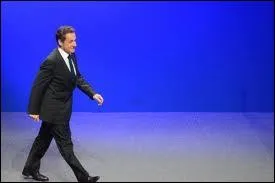  quel courant politique est gnralement associe la couleur bleue ?