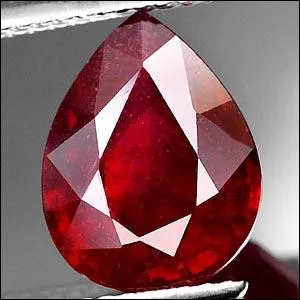 Quelle pierre n'est PAS bleue ?