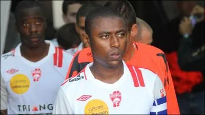 Quelle est la nationalit de Andr Luiz ? Indice : Son pays est proche de l'Argentine.