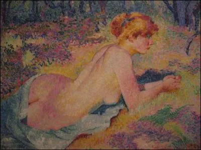 Femme nue allonge