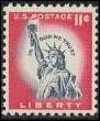 A quelle merveille antique s'apparente le plus la statue de la Libert, symbole des Etats-Unis, visible sur ce timbre des Etats-Unis ?