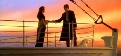 Et que font-ils lorsque la mre de Rose, Ruth, et des amies  elles les croisent ?