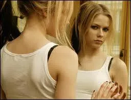 Combien a-t-elle de frre(s) et sur(s) ?