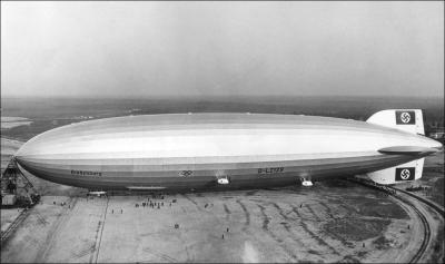 Le LZ129 Hindenburg fut construit entre ...