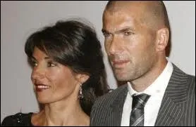 Zizou, intronis  roi  des Franais en 1998, aprs la victoire finale en Coupe du Monde, est mari depuis le 28 mai 1994  :