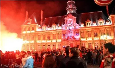 Aprs quel Match, les supporters se sont rendus devant la mairie pour fter la monte en ligue 1 ?