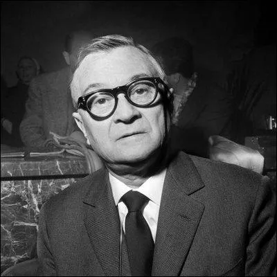 On lui doit l'affrontement entre un maire communiste et un cur qui discute avec Dieu, il se prnomme ...