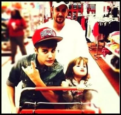 Comment s'appelle son pre ?