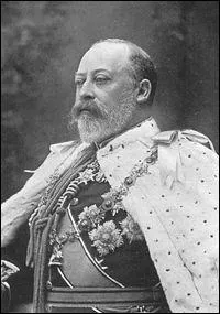 Fils an d'Albert de Saxe-Cobourg-Gotha, il rgna au dbut du XXme sicle :