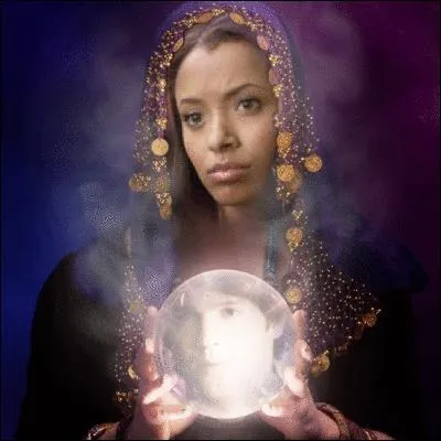 Je suis blanc et ovale.