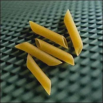 Ce type ressemble  des Penne Rigate. Comment s'appelle cette forme ?