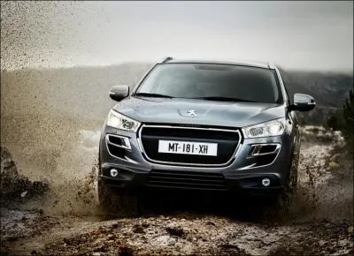 Et pour terminer, une marque francaise ! Alors, quel est cette auto ?