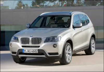 Rput pour son confort, BMW n'a pas drog  la rgle. Quel est le nom de ce 4x4 ?