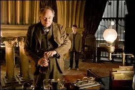 HP 6 :  Eh bien, je dois reconnatre que tu fais un ...  