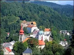 Quelle province n'est PAS aux Pays-Bas ?