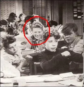 Quel est le nombre de films tourns par johnny depuis ses dbuts,  commencer par ce film   les diaboliques   de 1955 dans lequel il apparait pour la 1ere fois ?