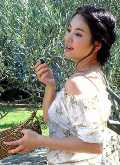 Avec quel homme a-t-elle eu une histoire d'amour qui a commenc en 2008 et s'est finie en 2010 ?