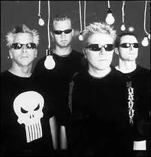 Quel groupe a chant en 1997 le tube JUMPER ?