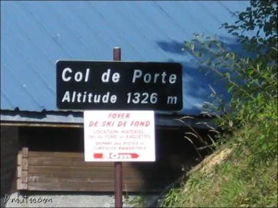 A 1326m d'altitude le col de Porte a t souvent franchi par les coureurs du Tour de France cycliste et par ceux du Critrium du Dauphin libr. Dans quelle chane montagneuse se trouve-t-il ?