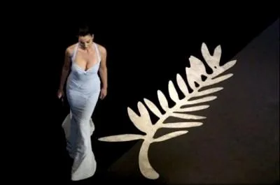 La matresse de crmonie de 2003 :