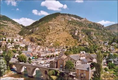 Quel est le nom de cette commune de France ?