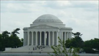 Quel est le nom de cet difice ?