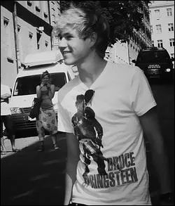Niall adore...