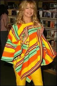 Bon, ce n'est pas intrinsquement moche, mais est-ce vraiment  porter en dehors de la plage tropicale ? Qui est ainsi dbordante de couleurs genre vendeur de chouchous ?