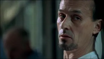 SAISON 1 : Que va faire T-Bag ?