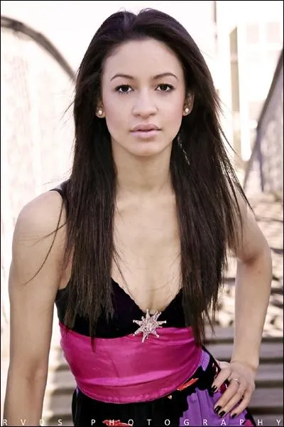 Comment s'appelle sa soeur ?