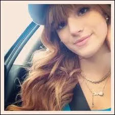 Dans quelle srie Bella Thorne joue-t-elle sur Disney Channel ?