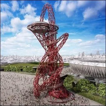 Quel grand groupe industriel a financ cette tour   Orbit  , dj affuble des pires surnoms comme   La tour Eiffel ivre   et sense symboliser les JO de Londres ?