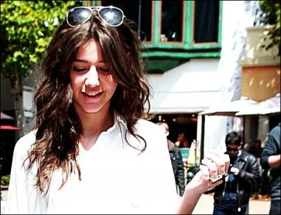 Quel est son Twitter ?