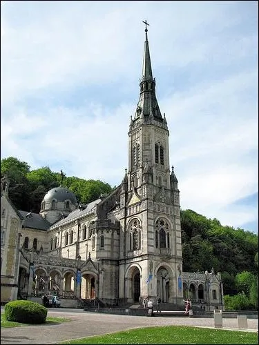 Qui est ne  Domrmy-la-Pucelle ?