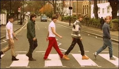  I hear the beat of my heart get louder 