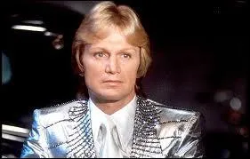 Claude Franois, l'attend chaque nuit misrablement.