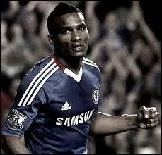 Qui est ce joueur de football ?