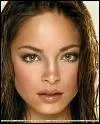 Kristin Kreuk est...