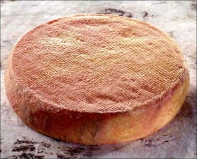 Quel nom donne-t-on au munster dans les Vosges ?