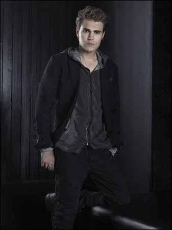 En quelle anne Stefan et Damon furent-ils amants de Katherine ?