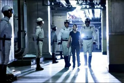 Quel est le prnom de Thread (nouveau chef des Pacificateurs) ?