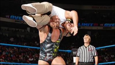 Camacho vs Ryback : qui est le vainqueur ?