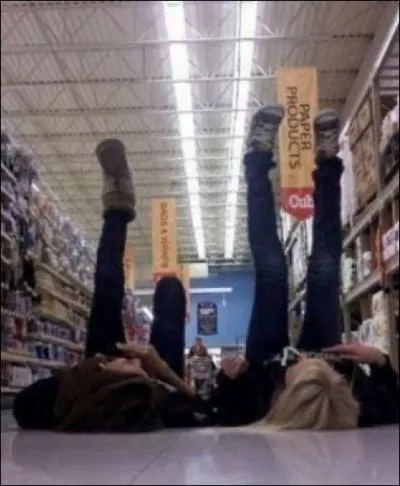 Avec qui Deuce est-elle sortie ?