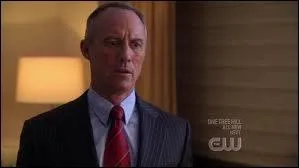 Le pre de Chuck, Bart Bass, est-il mort ?