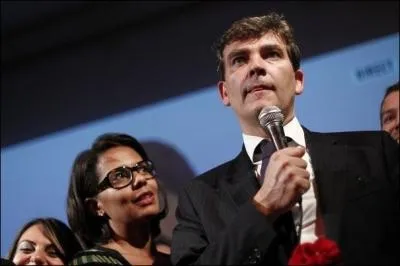Arnaud Montebourg est ministre... . :
