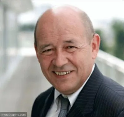 Jean-Yves Le Drian est ministre... . :