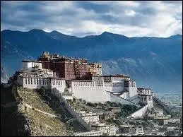 Quel terme ne d&eacute;signe PAS quelque chose typique du Tibet ?