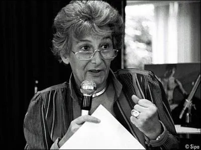 Elle a t Ministre des Droits de la femme , voici Madame ...