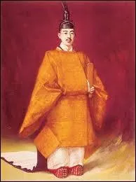 L'Empereur Hiro-Hito est mort en 1989, aprs 62 ans de rgne. Il avait renonc en 1946  son  ascendance divine , pour tenir son pouvoir des japonais. Avant cela,  la mort de l'Empereur... ?