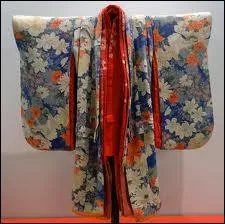 C'est quand le Japon se ferme  la Chine, vers 895, qu'il dveloppe sa propre mode. Le kimono dveloppe alors toute sa beaut. Dans le kimono traditionnel pour femme, combien en superpose-t-on ?